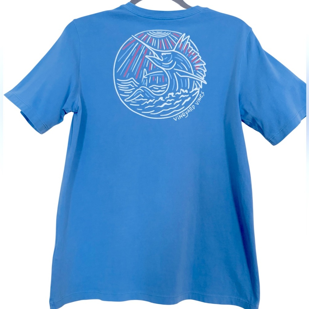 Vineyard Vines Boys Garment Dyed Sailfish Crest Tee in Bluejay
Size: Large - Picture 2 of 4